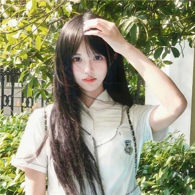 以泥为妆